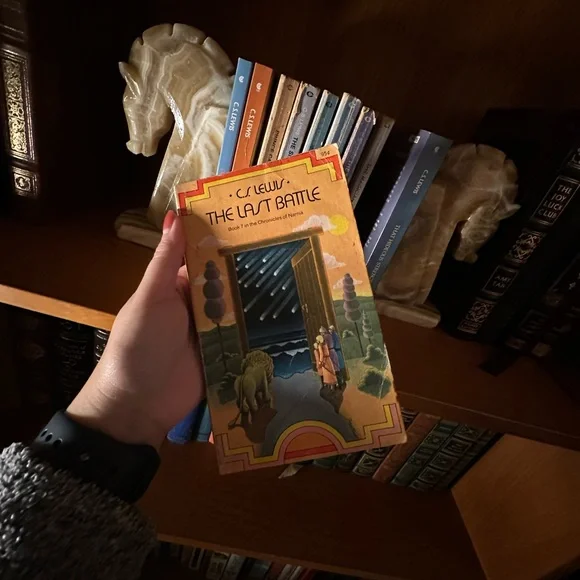 Vintage books! C. Lewis - Picture 3 of 11